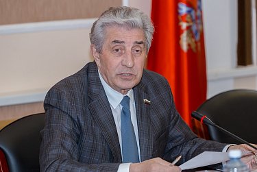 Губернатор отчитается перед законодателями